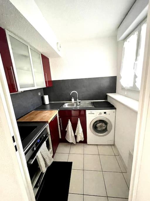 Duplex Moderne Proche De Toutes Commodites Bordeaux Luaran gambar