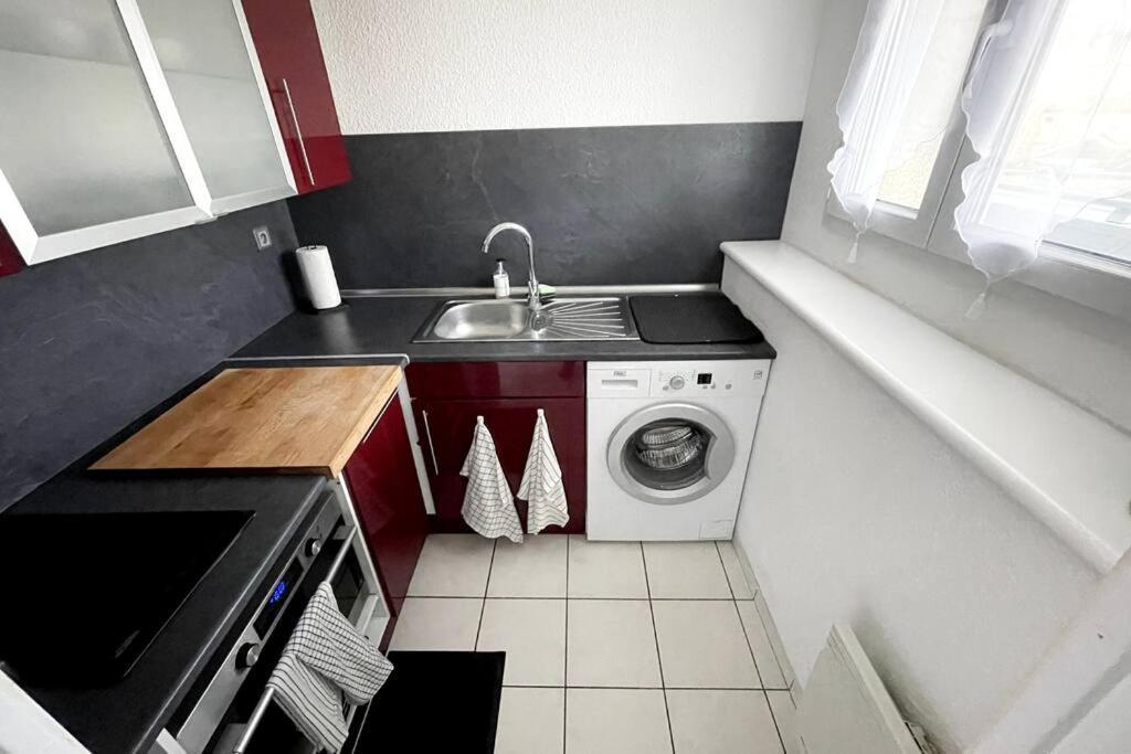 Duplex Moderne Proche De Toutes Commodites Bordeaux Luaran gambar