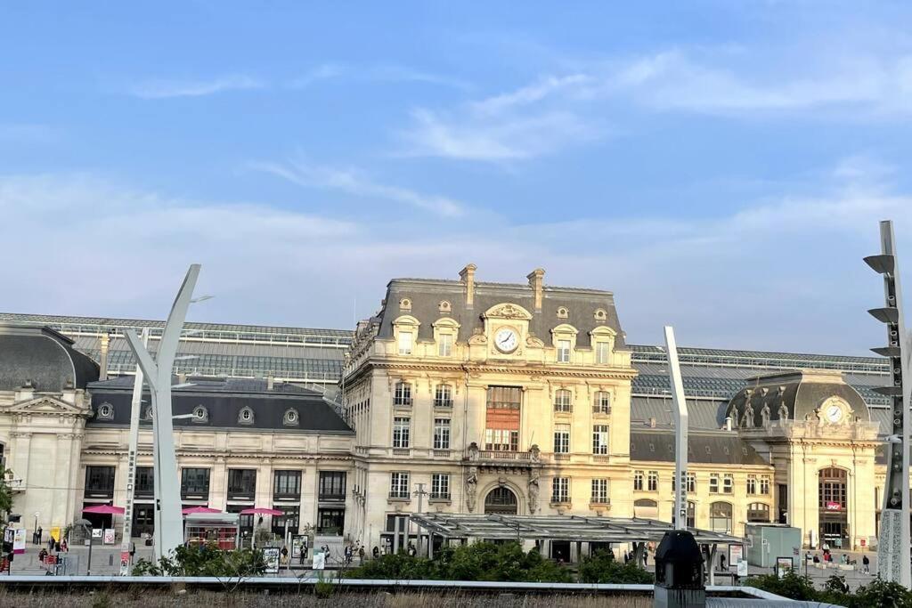 Duplex Moderne Proche De Toutes Commodites Bordeaux Luaran gambar